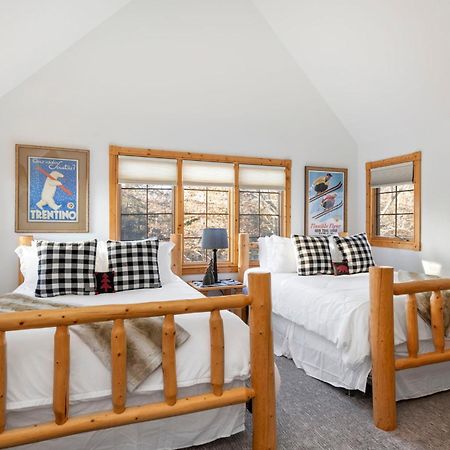 The Lodge, 'North Woods' Style, Boutique Galena Getaway! Exterior foto